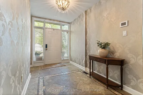 73 Lemon Street, ON N1E 2H4