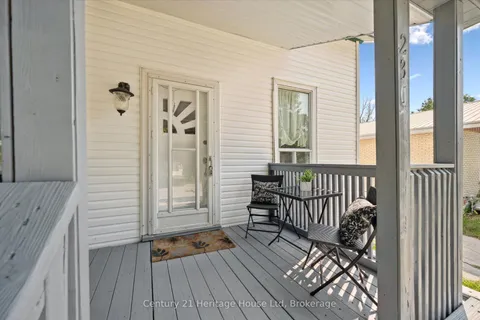 230 Egremont Street, ON N0G 2L2