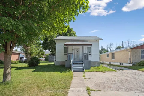 230 Egremont Street, ON N0G 2L2