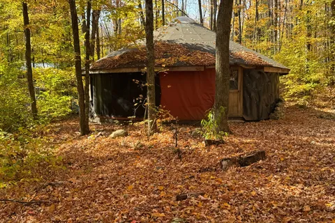 102 Caroline Court, ON K0L 1C0