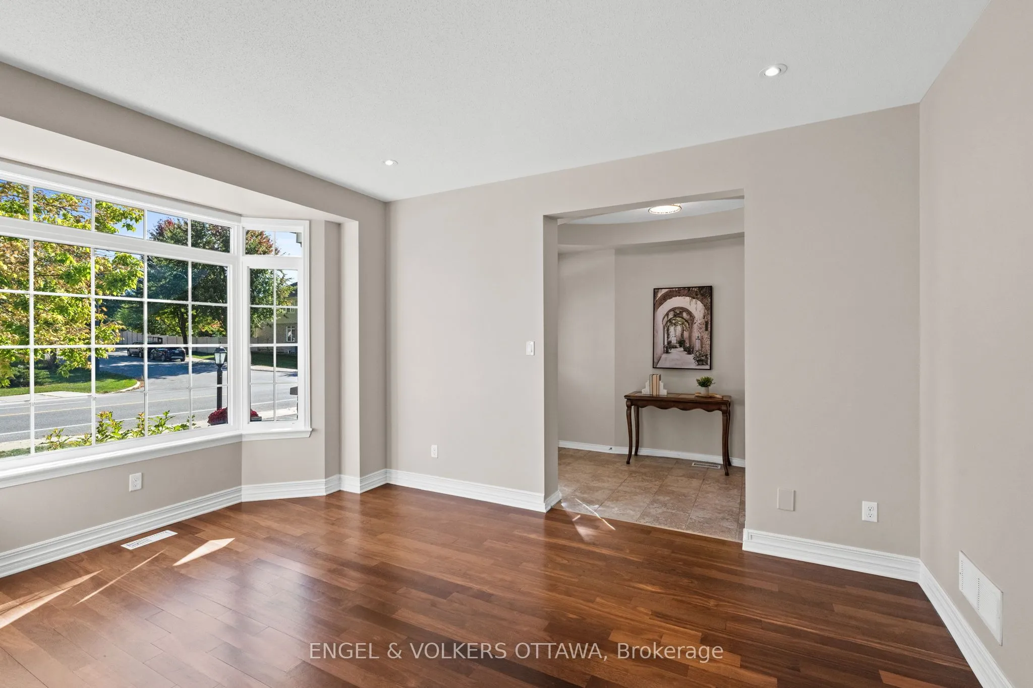 788 Kilbirnie Drive, ON K2J 0M4