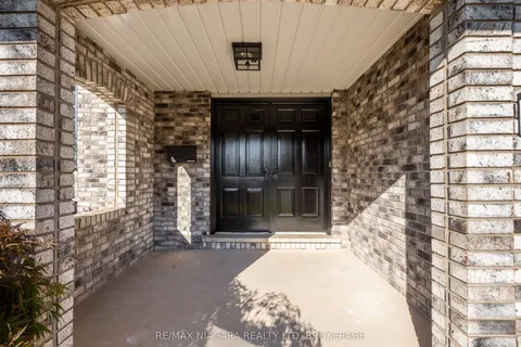 22 Little John Court, ON L3C 5X2