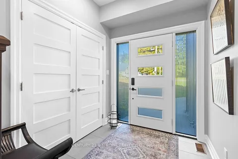 1076 7th Avenue, ON N4N 2K1