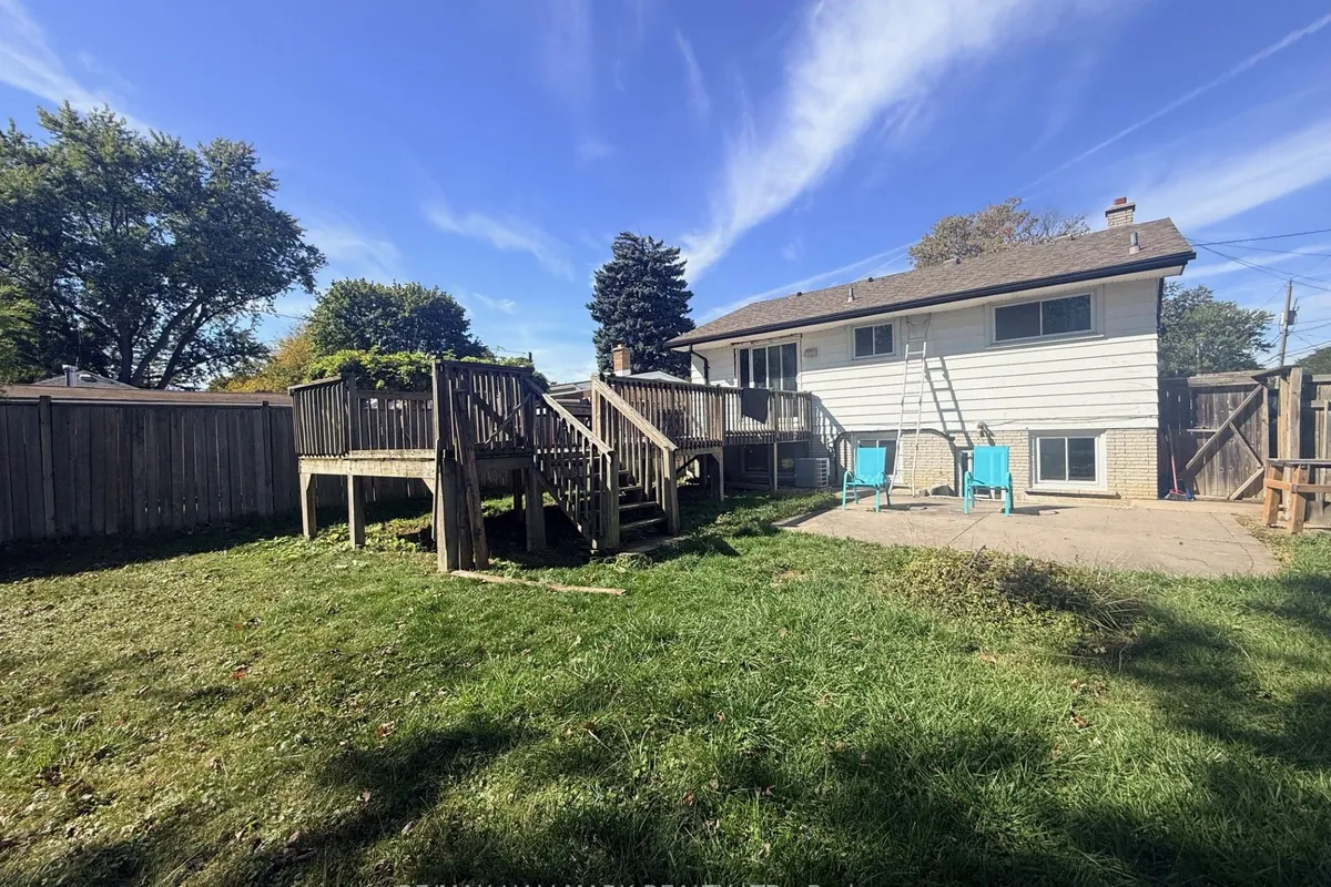 1501 Villa Maria Boulevard, ON N9G 1W3