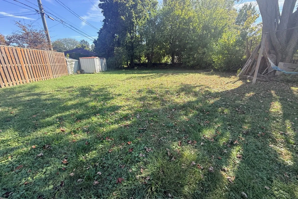 1501 Villa Maria Boulevard, ON N9G 1W3