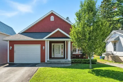 38 Alice Street, ON K0K 1H0