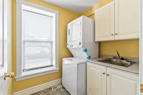 439 Main Street, ON N4W 1A7