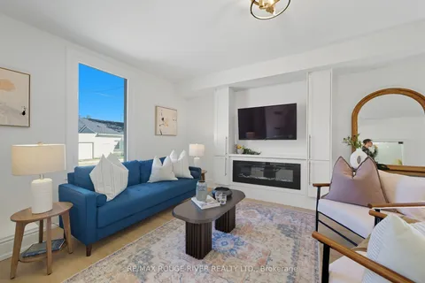 351 John Street, ON K9A 3T4