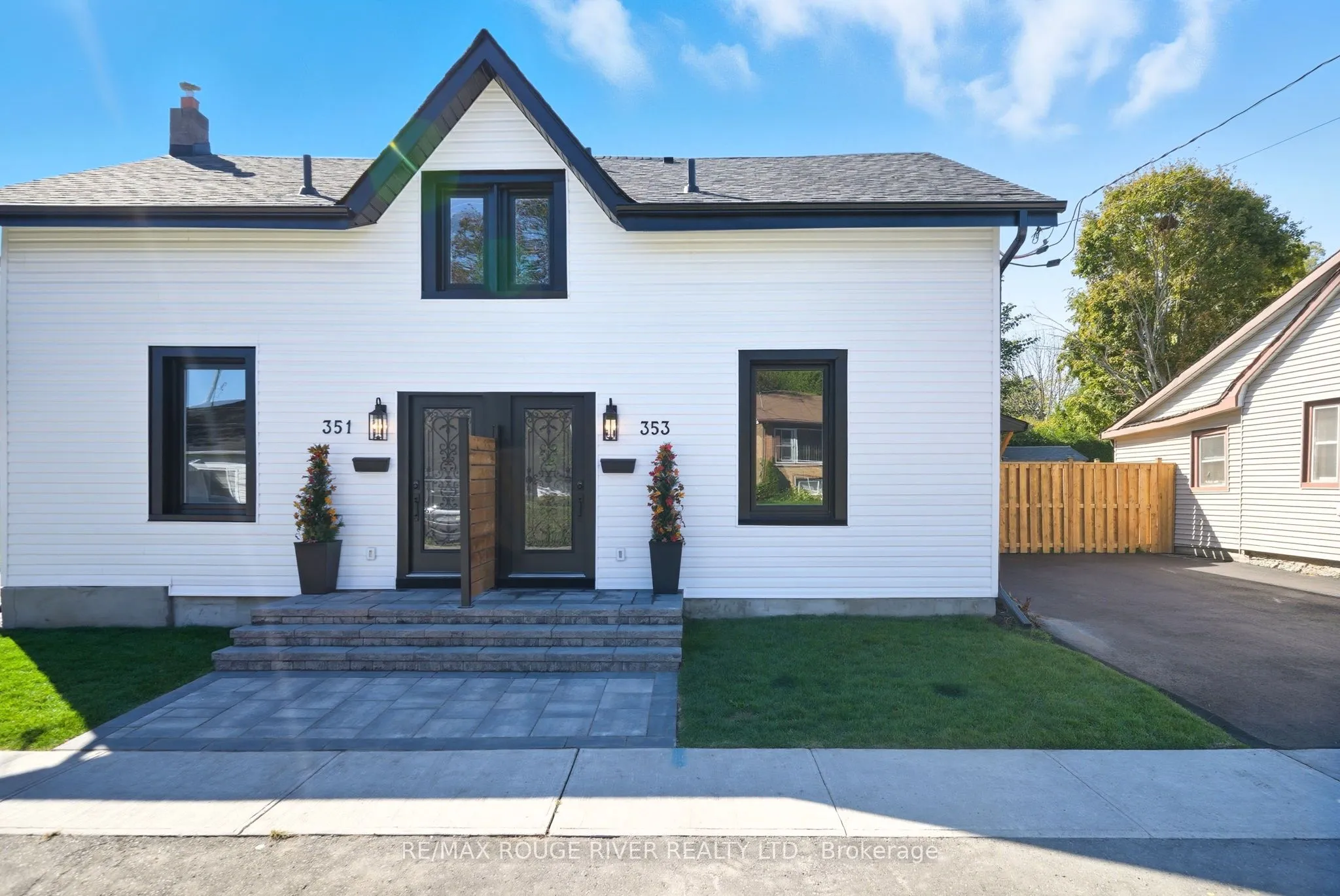 353 John Street, ON K9A 3T4