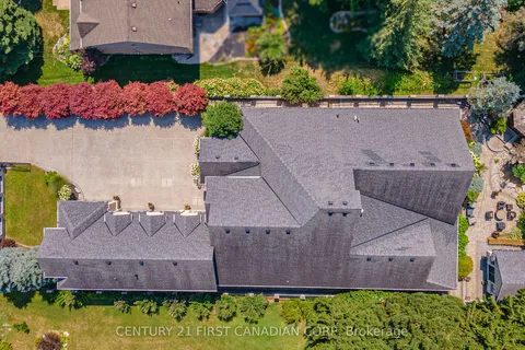 547 Crestwood Drive, ON N6K 1Y1