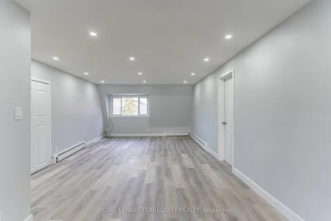 20 Mildred Avenue, ON L2R 6H8