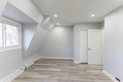 20 Mildred Avenue, ON L2R 6H8