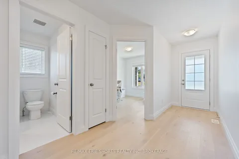 1 Peachleaf Lane, ON N0E 1Y0