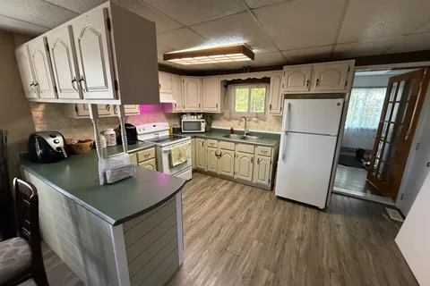 19136 Hay Road, ON K0C 2E0