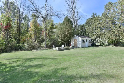 2 Salmon Side Road, ON K7A 4S5