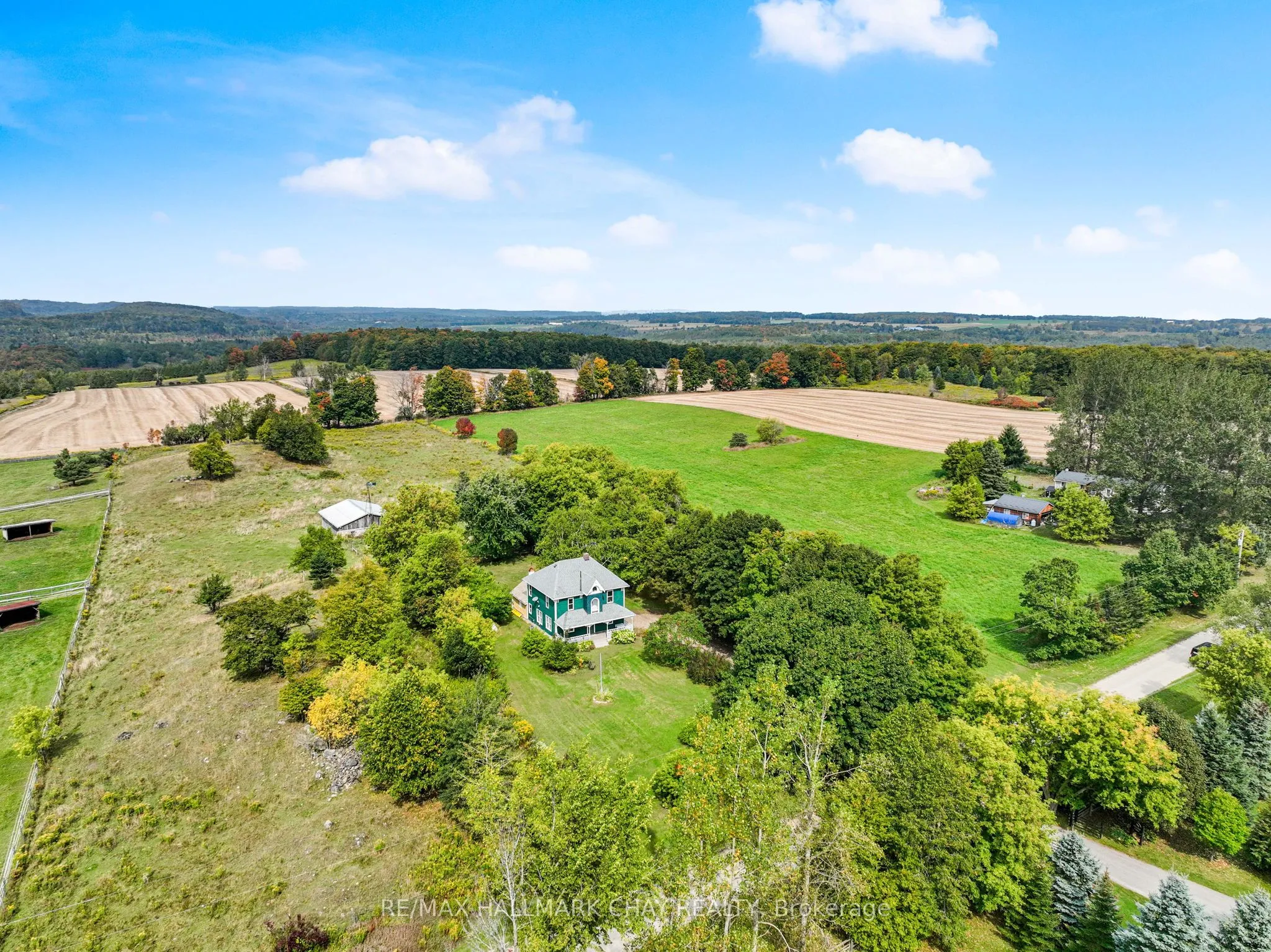 347357 15 Side Road, ON L9W 6S4