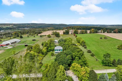 347357 15 Side Road, ON L9W 6S4