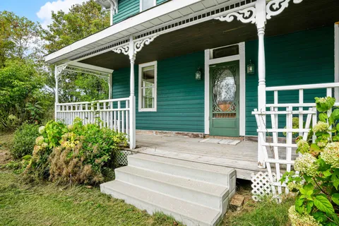 347357 15 Side Road, ON L9W 6S4