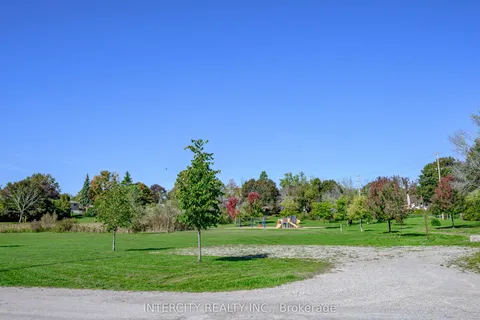 48 Champlain Boulevard, ON K9V 0J1