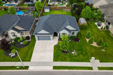 6 Bluenose Drive, ON N0A 1N7