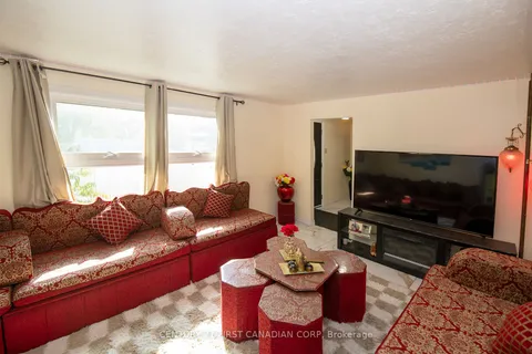 711 Alanbrook Street, ON N6J 3B5