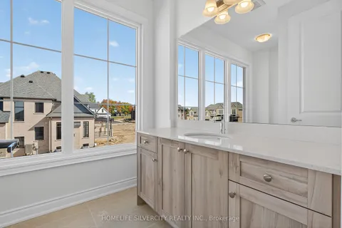 22 Ewing Way, ON L9W 5G9