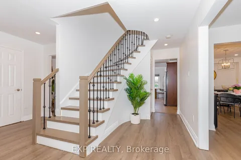 33 Meaghan Street, ON L8B 0H5