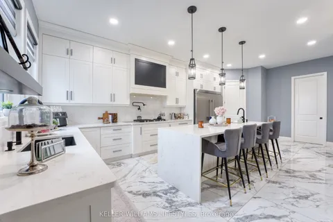 1316 Deer Run Road, ON N8H 3V7