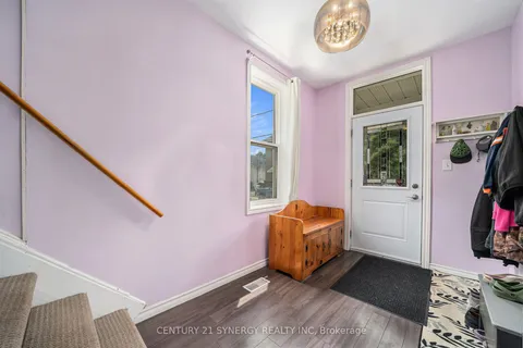 25 Kensington Avenue, ON K7A 2K6