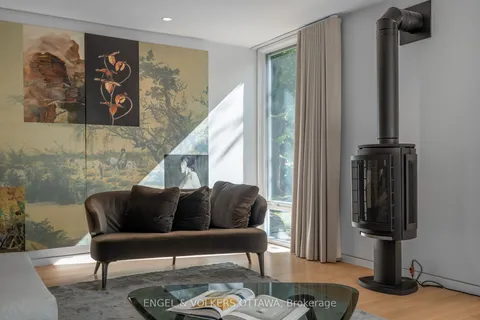 5 Clemow Avenue, ON K1S 2A9