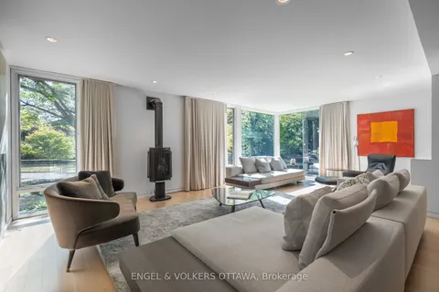 5 Clemow Avenue, ON K1S 2A9