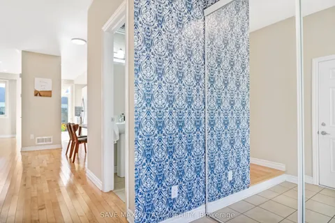 629 Lauraleaf Crescent, ON K2J 6G9