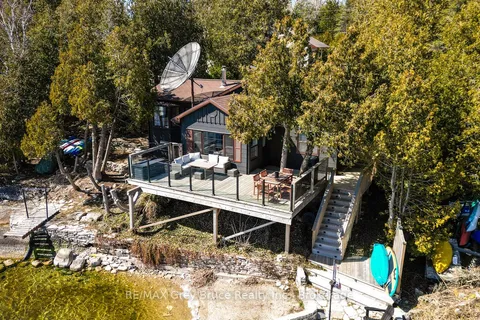 59 Simpson Avenue, ON N0H 2R0