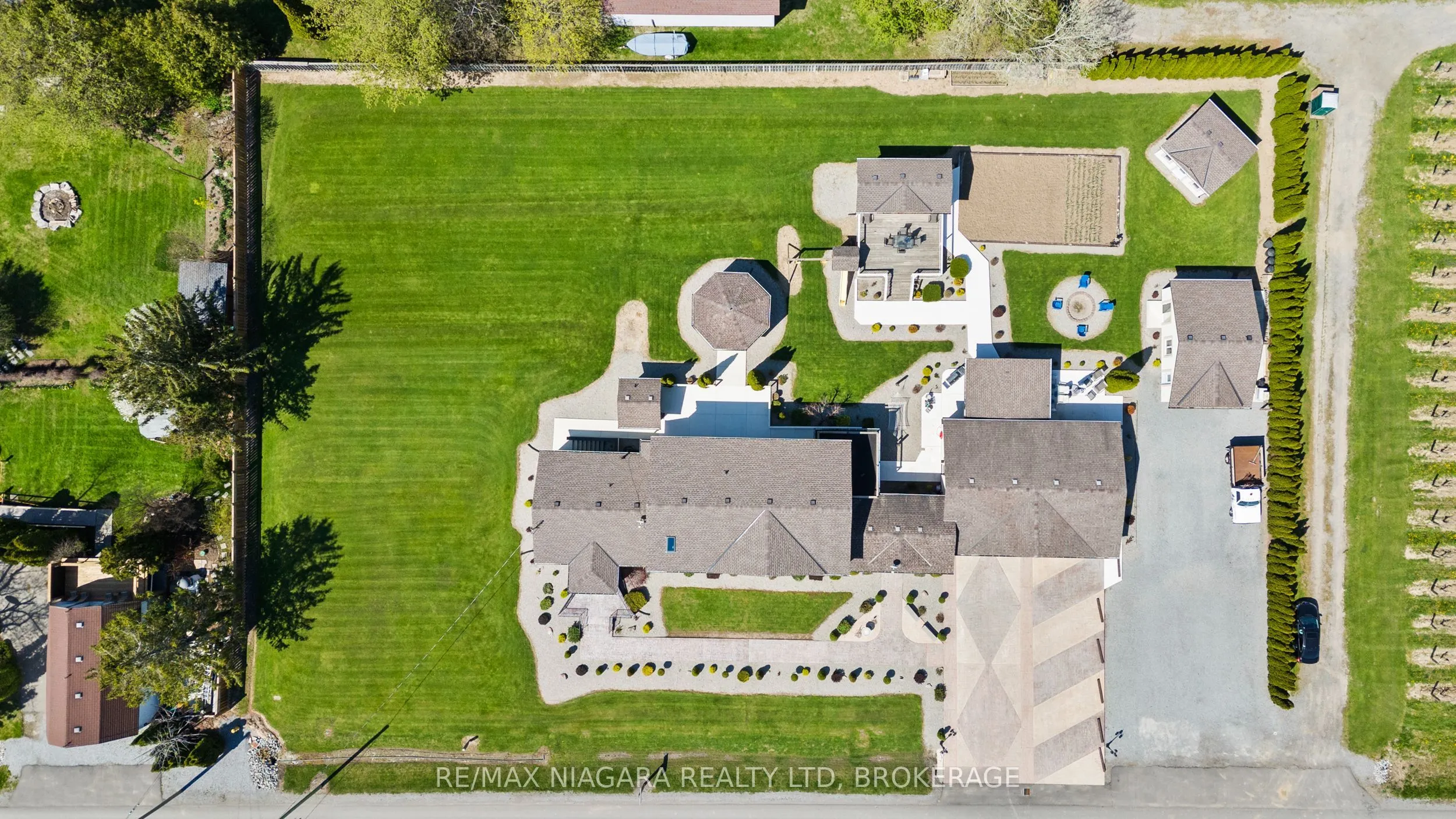 724 Line 3 Road, ON L0S 1J0