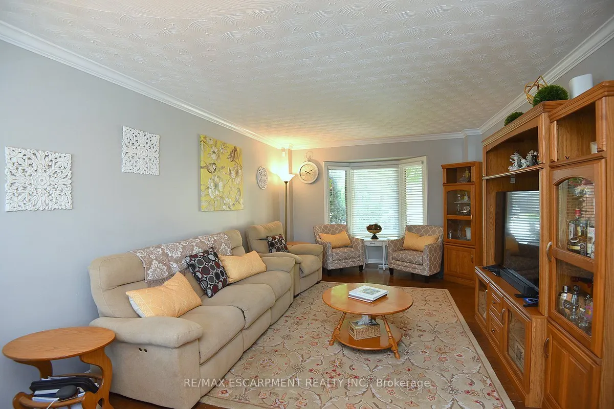 11 Jacqueline Boulevard, ON L9B 2R1