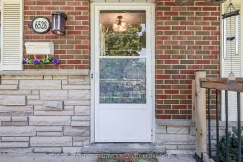 6528 STAMFORD GREEN Drive, ON L2J 1T8