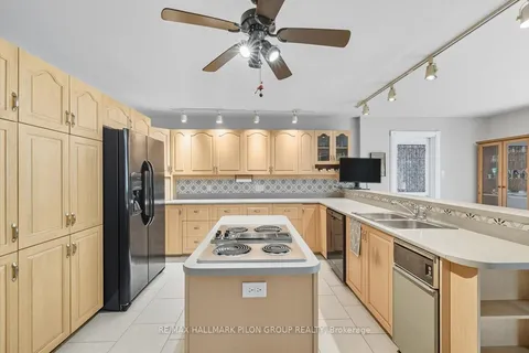 1717 Lakeshore Drive, ON K4P 1H1