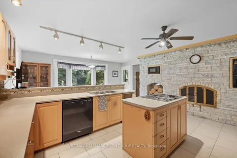 1717 Lakeshore Drive, ON K4P 1H1