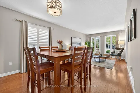 43 Claymore Crescent, ON N3W 2P3