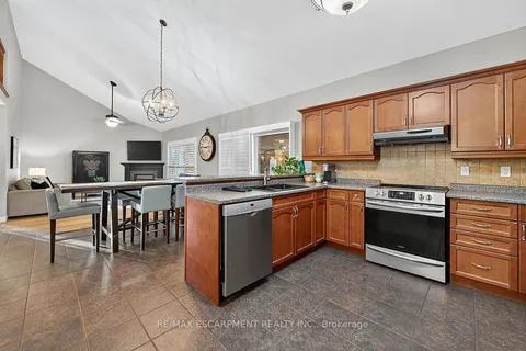 43 Claymore Crescent, ON N3W 2P3