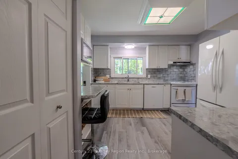 298 Rancier Street, ON P1B 8M4