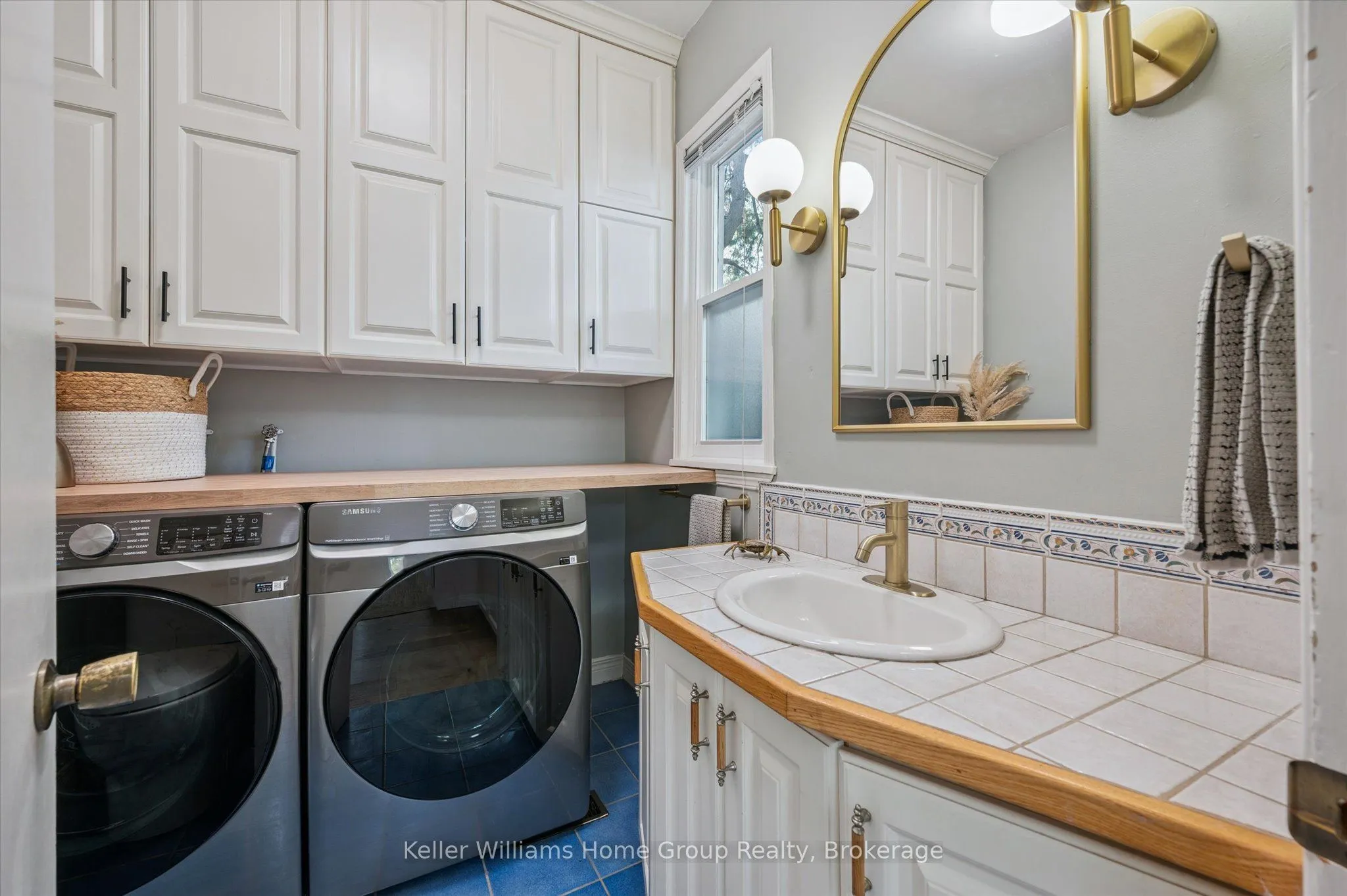 8 Crawford Street, ON N1G 1Z1