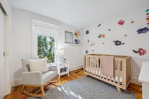 8 Crawford Street, ON N1G 1Z1