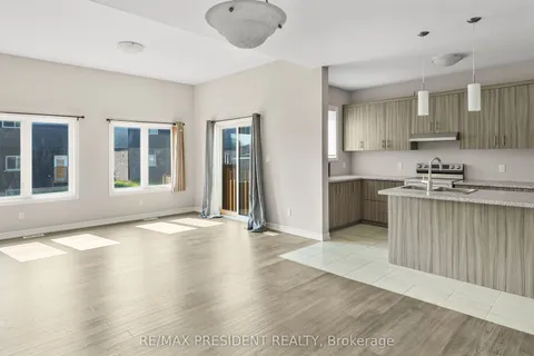 28 Mclaughlin Street, ON L3B 0J8