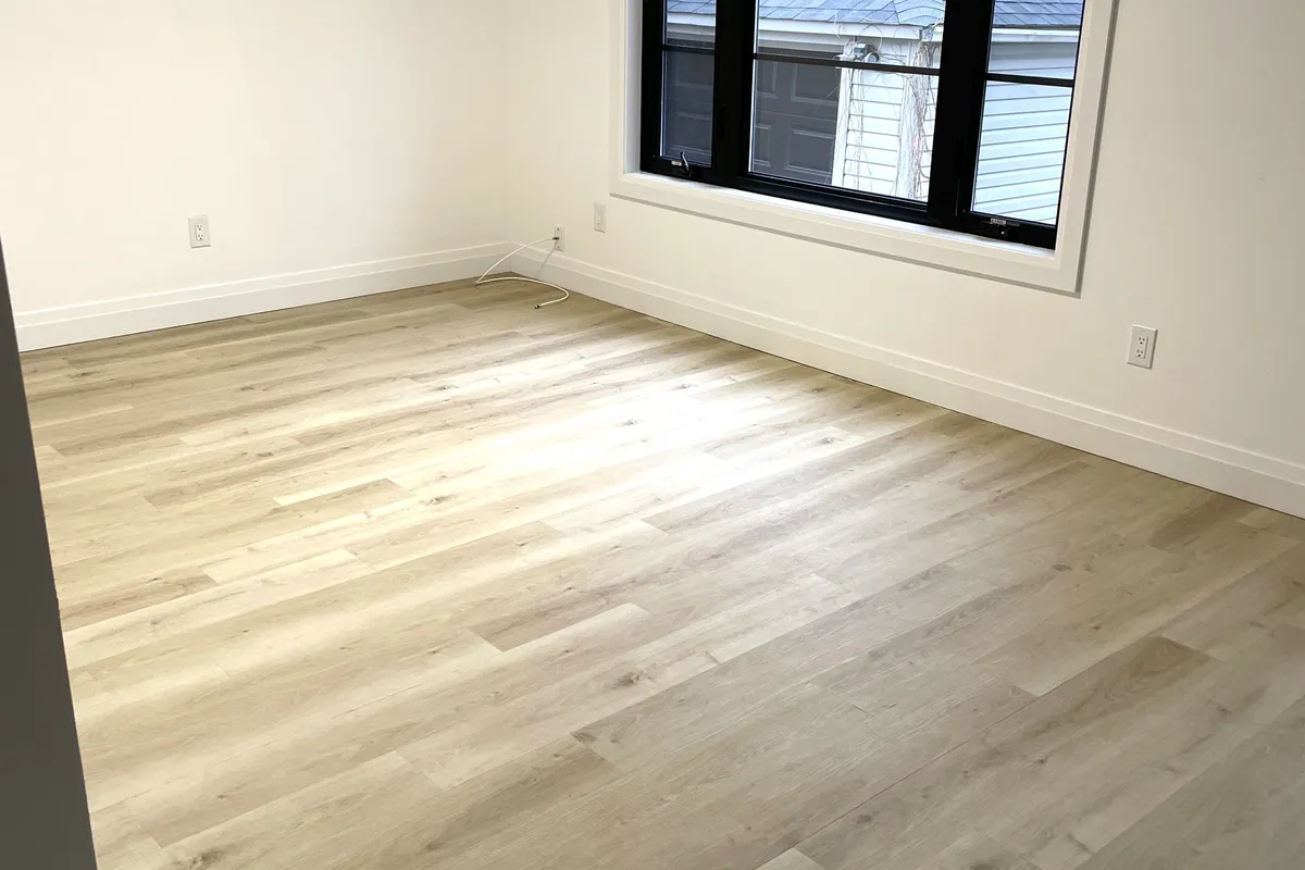 503 Athlone Avenue, ON K1Z 5M9