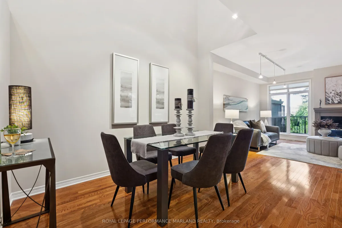 37 Creek's End Lane, ON K2H 1C7