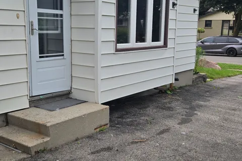 28 Bridlington Road, ON N6E 1X4