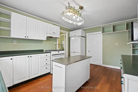 87-89 King Street, ON L3K 4G1