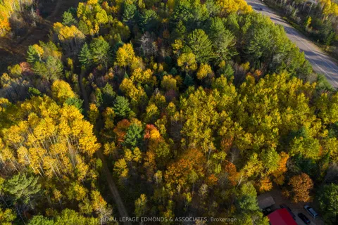 00 Highway 17 Highway, ON K0J 1J0