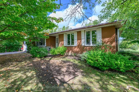 757 4th Line, ON N3W 2B1